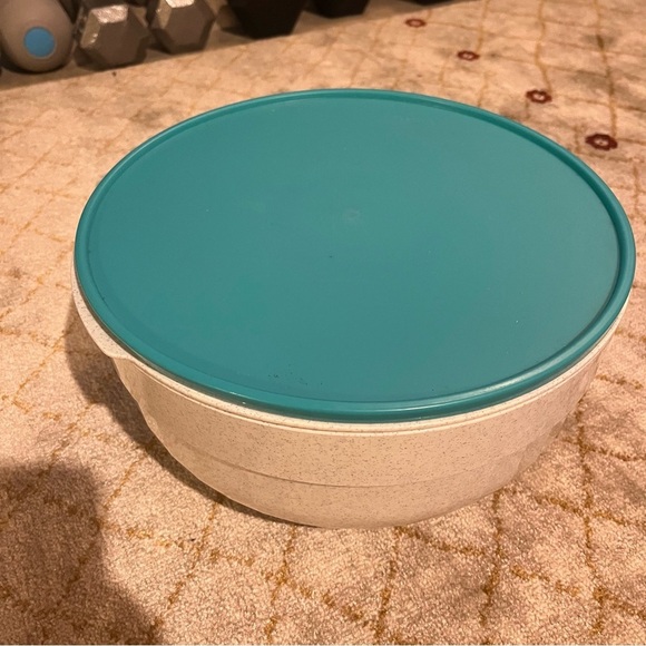 Tupperware Preludio Serving Bowl Speckled Domed Cover + Lid - Picture 7 of 9